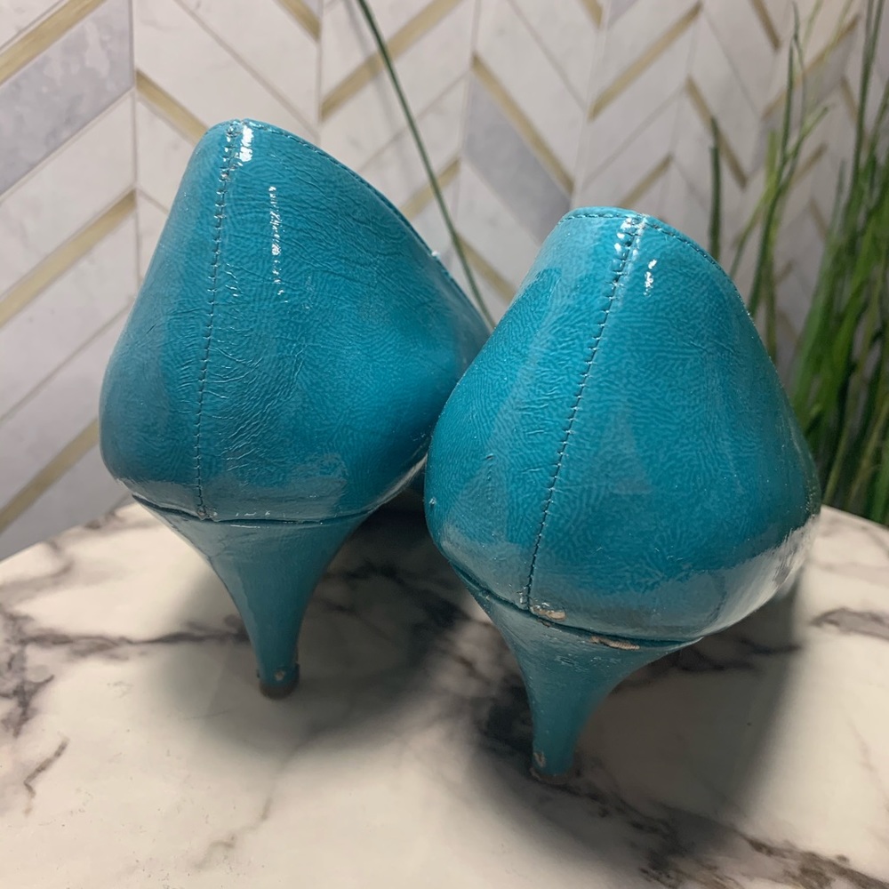 Blue pumps - Picture 3 of 3